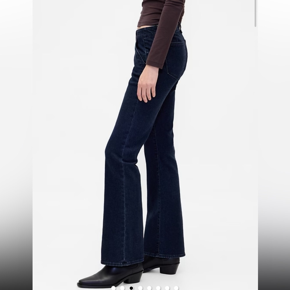 NWT GAP Low Rise Bootcut Jeans - Picture 4 of 13
